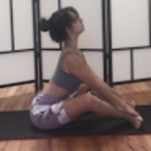 Meet your Posher, Elise